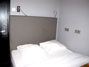 Hotel Peace & Love cazare Paris