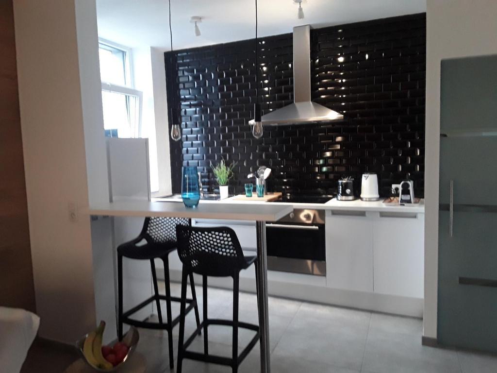 Hotel Hebergement Les Heros