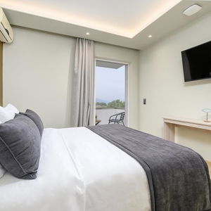 Hotel Nicolas Grand Suites cazare Kardamaina