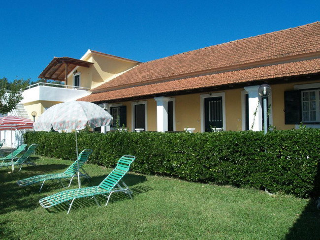 Angela Beach Corfu Hotel & Apartments