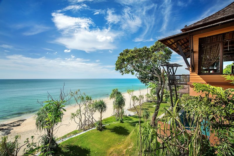 Nirvana Beach Resort & Spa
