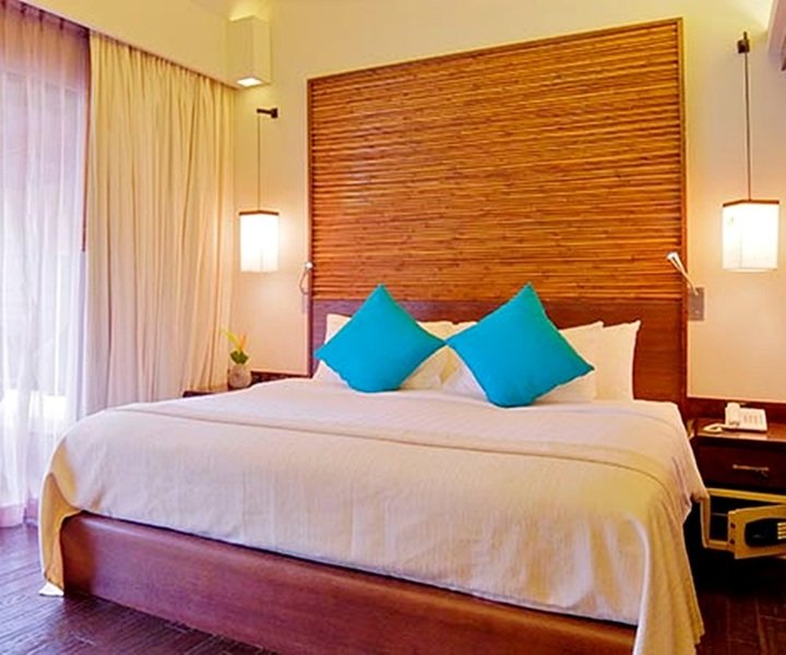 Twin Lotus Resort & Spa