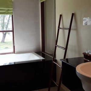 Hotel Lanta Pura Beach Resort cazare Saladan