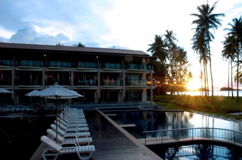 Lanta Pura Beach Resort