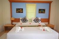 Hotel Lanta Nice Beach Resort