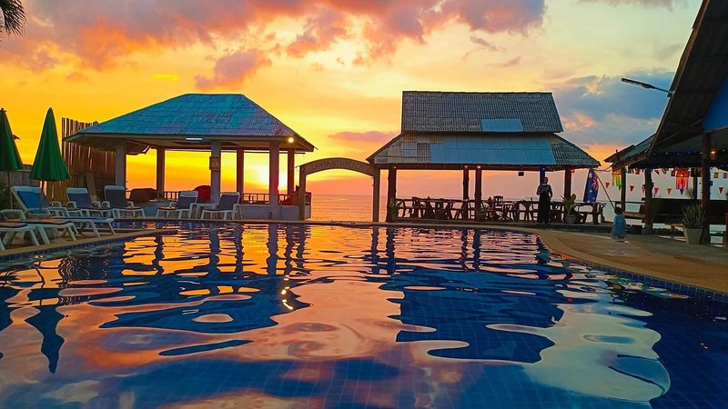 Hotel Lanta New Beach Bungalows