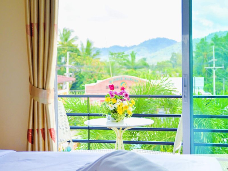 The Orange City Resort