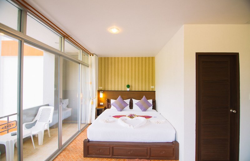 Hotel Lanta Nice Beach House