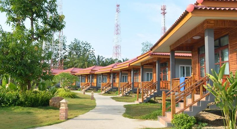 Lanta Lapaya Resort