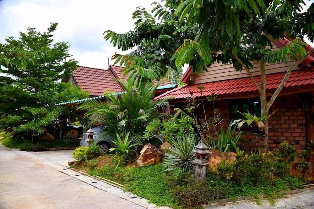 Wangnamkhao Resort