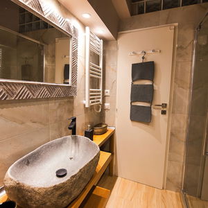 Hotel Rastoni Athens Suites Near Acropolis cazare Atena