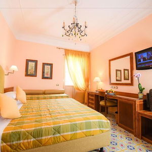 Hotel Hotel Antiche Mura cazare British Columbia