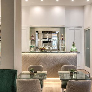 Hotel Sorrento City cazare British Columbia