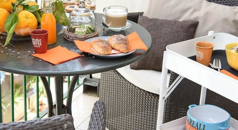 Hotel La Maison Des Tout Le Monde