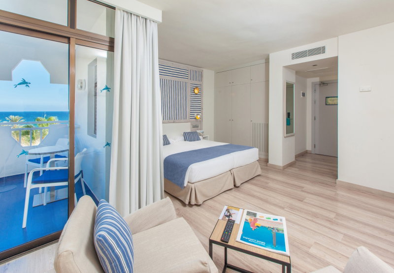 Corallium Beach By Lopesan Hotels