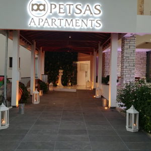 Sejur Petsas Apartments vacanta Coral Bay