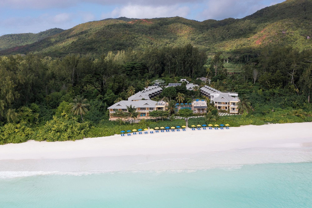 Hotel Acajou Beach Resort