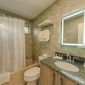Hotel Club Lux Resort cazare Deerfield Beach