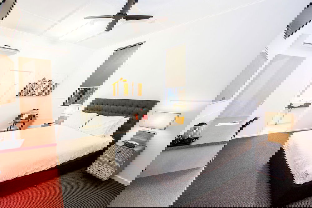 Hotel Darra Motel And Conference Centre