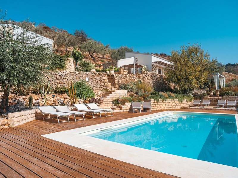 Azalo Country House