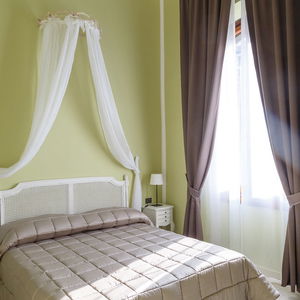 Sejur Leone X Guest House vacanta Florenta