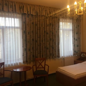 Hotel Hotel Arnold cazare Tata
