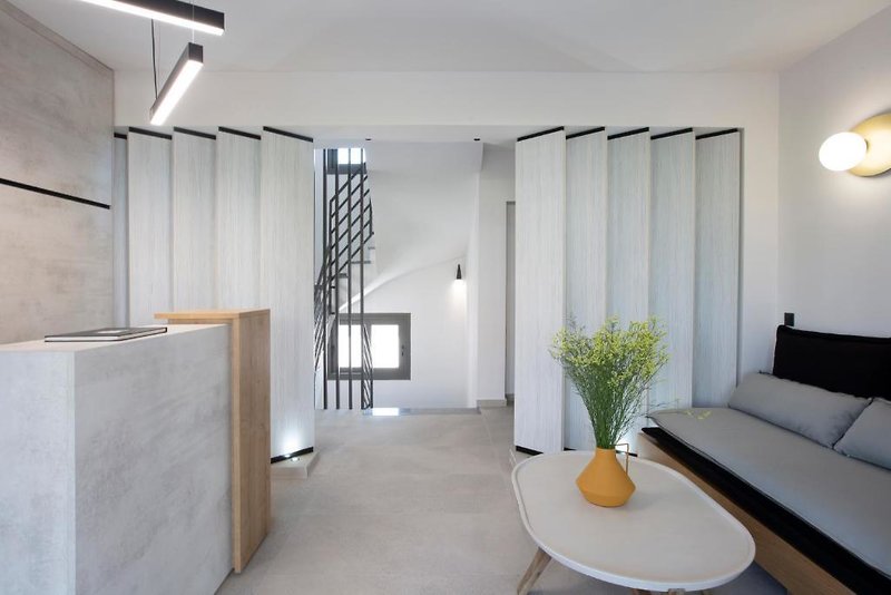 Hotel Achillion Suites