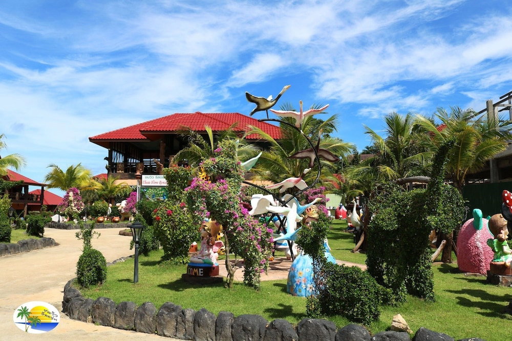 Chomview Resort