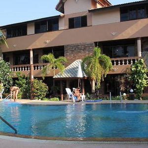 Sejur Laguna Beach Club Resort vacanta Ko Lanta