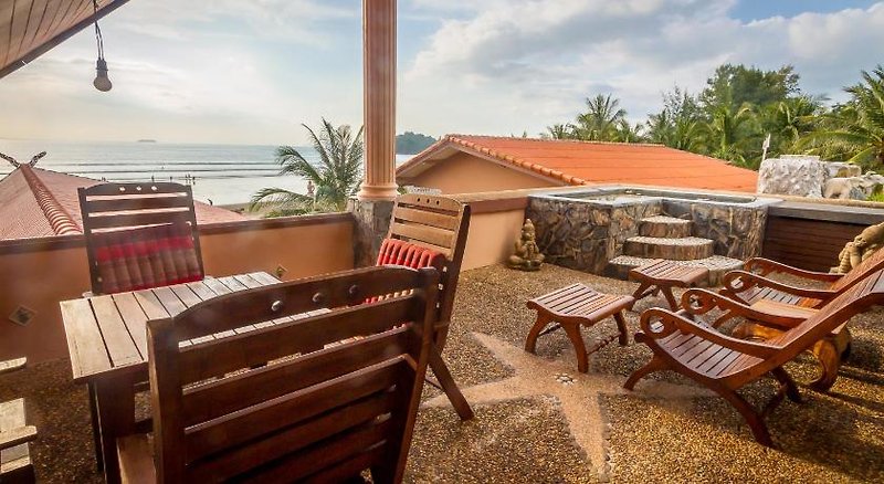 Laguna Beach Club Resort