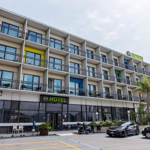 Hotel B&B Hotel Savona cazare Savona