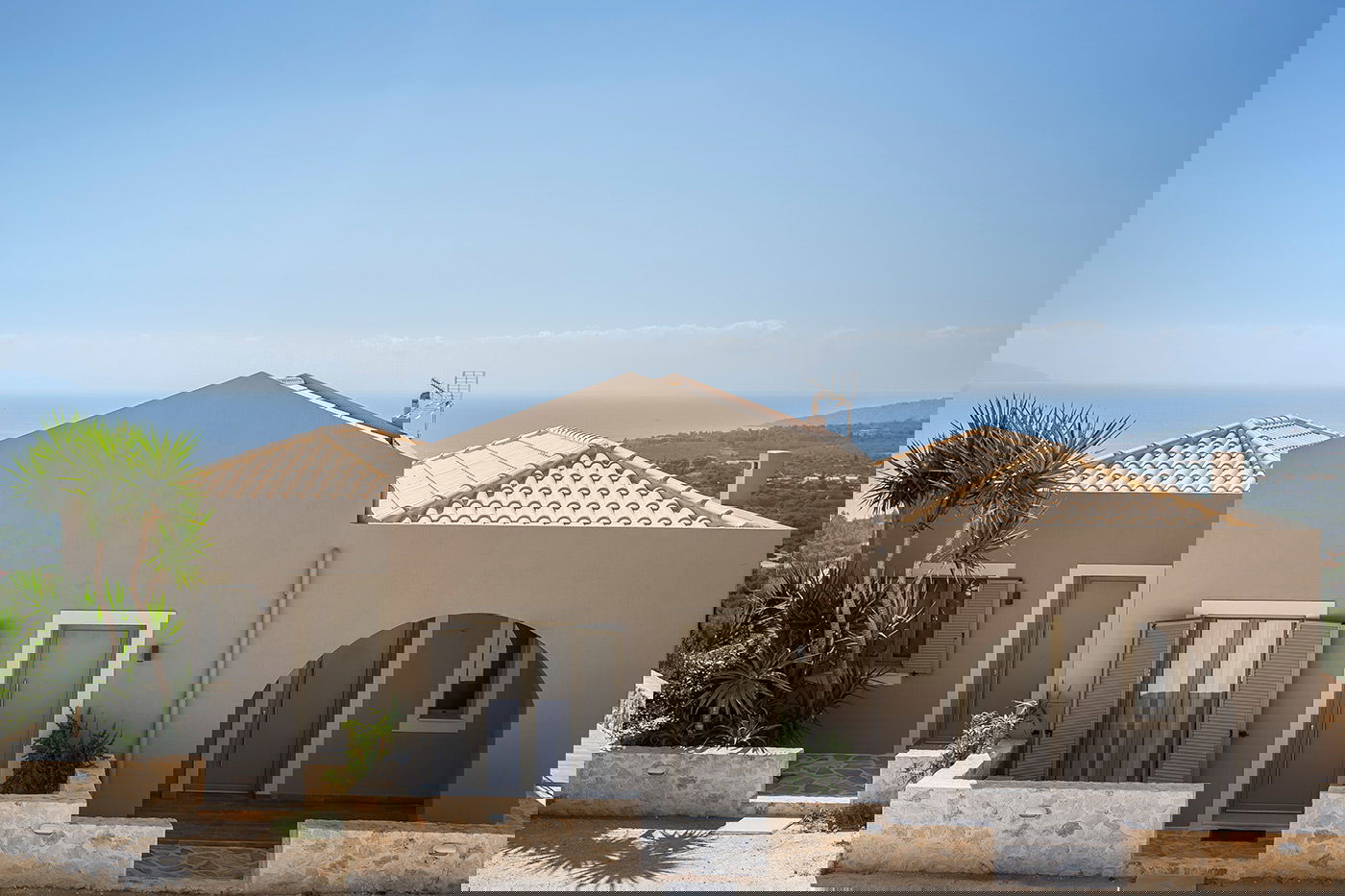 Hotel Diana Suites