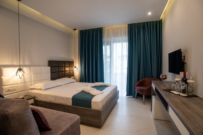 Hotel Lagaria Hotel Ii & Apartments