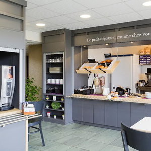 Hotel B&B Hôtel Beauvais cazare Beauvais