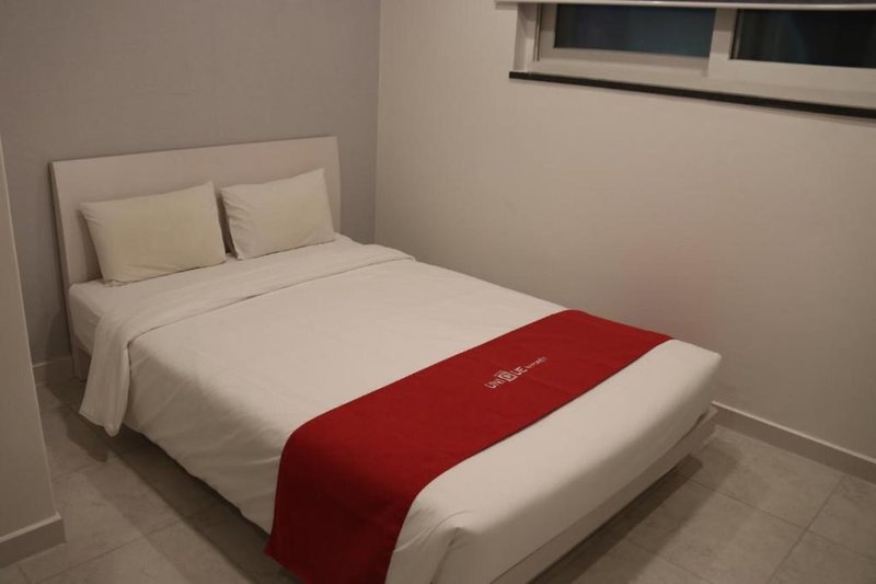 Hotel Three Seven Hotel