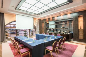 Hotel Crowne Plaza Amman cazare Amman