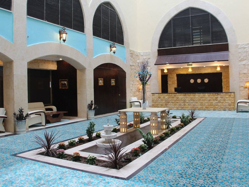 Saray Hotel