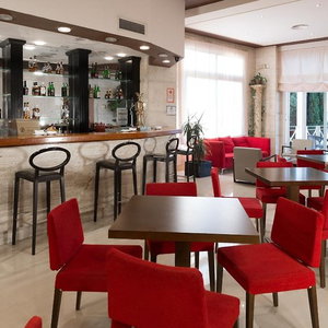 Hotel Exe Las Adelfas cazare Cordoba