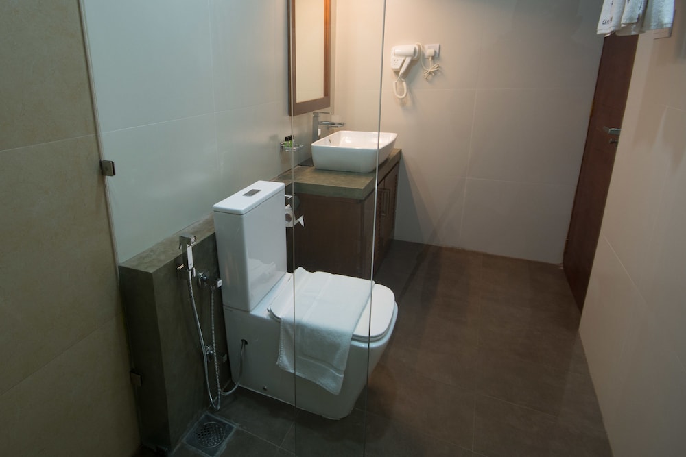 Hotel Ceyloni City Hotel