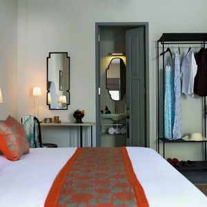 Hotel Lovina Life Room & Cafe cazare Lovina Beach