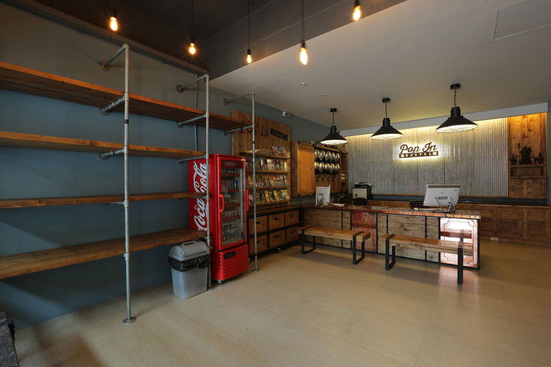 Hotel Pop-In Hostel