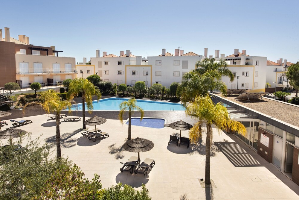 Cg 12D - Cabanas Gardens