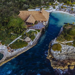 Hotel Occidental At Xcaret Destination cazare Playa del Carmen