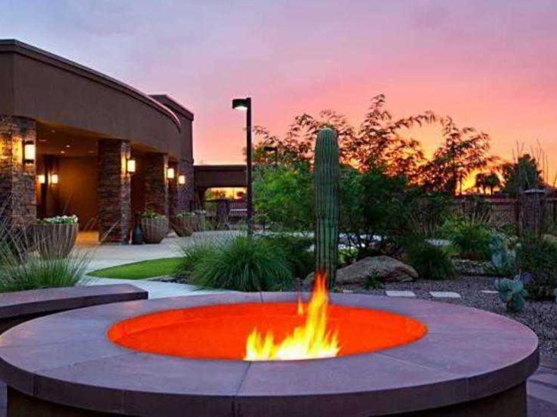 Courtyard Scottsdale Salt River