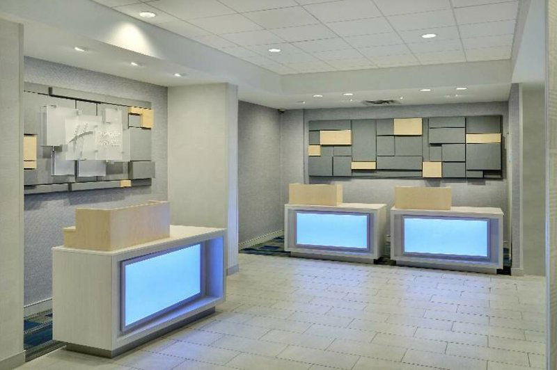 Hotel Holiday Inn Express Toronto North York