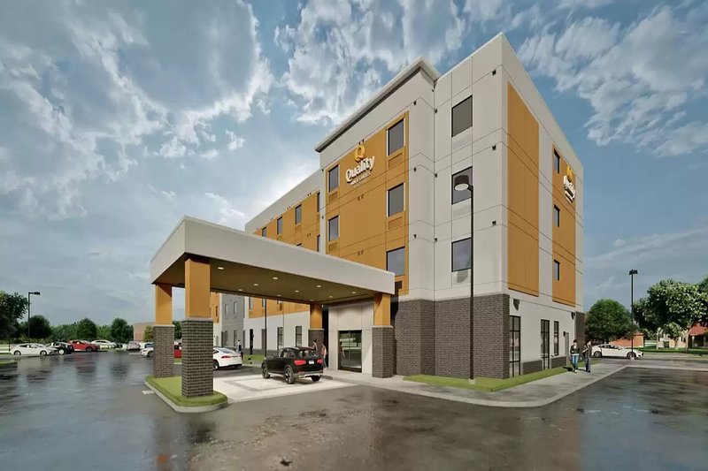 Hotel Quality Inn And Suites