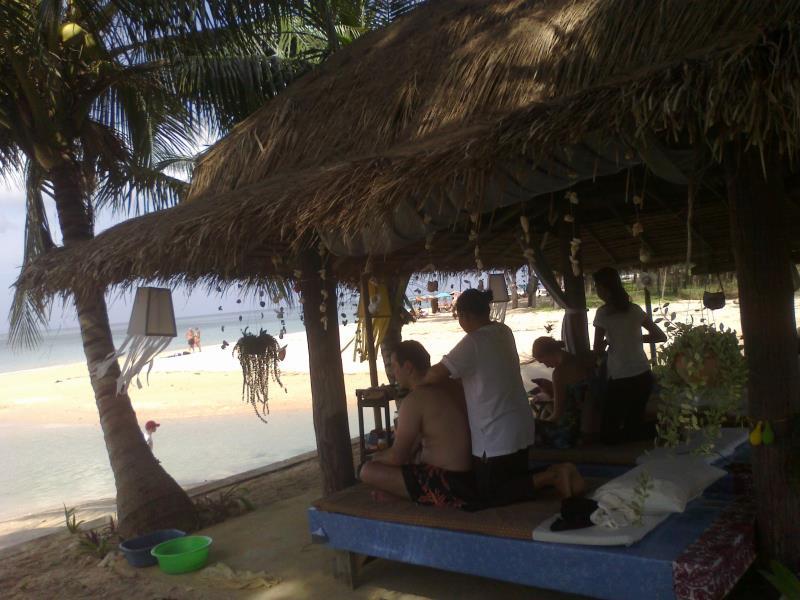 Hotel Good Days Lanta Resort