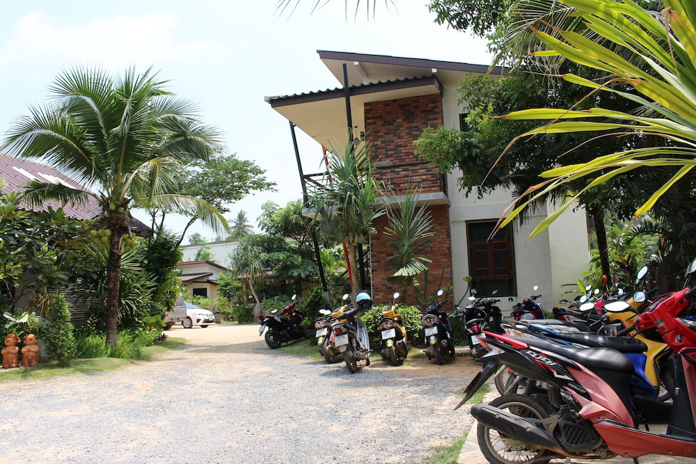 Coco Lanta Eco Resort
