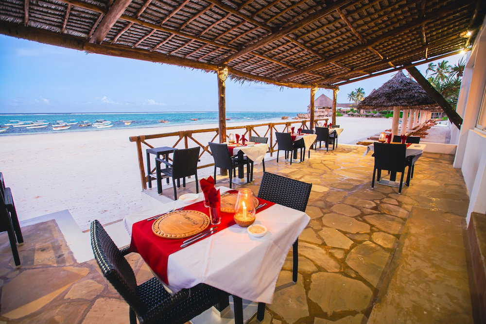 Ahg Dream's Bay Beach Hotel - Adults Only