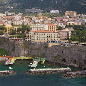 Hotel Bellevue Syrene cazare British Columbia